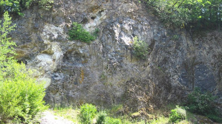 Felswand im Arensberg