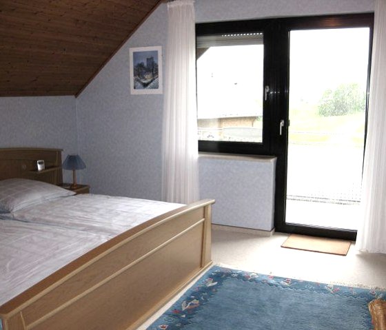 Fw_Bedroom2