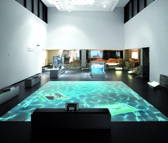 Thermes romains de Zülpich, salle d'exposition, © Axel Thünker, DGPh