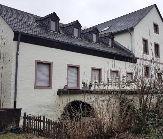 Moulin à lièvres avec étang de moulin couvert, © Tourist-Information Wittlich Stadt & Land