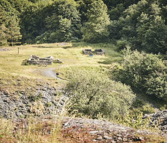 Hiking through the Kaulenbach valley, © Schieferland Kaisersesch, Marco Rothbrust