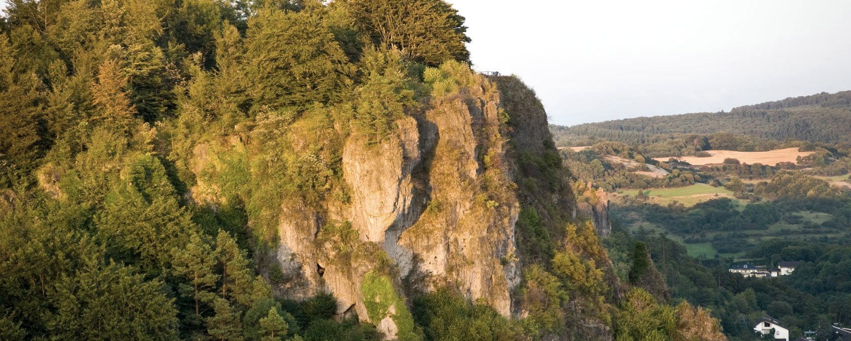 Uitzicht op de Gerolstein Dolomieten, © Eifel Tourismus GmbH/D. Ketz