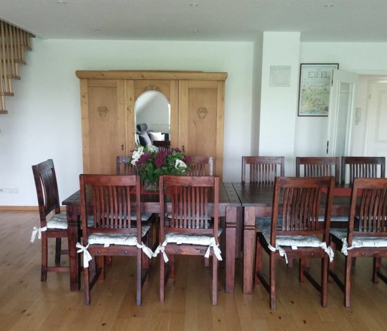 Living room - dining area