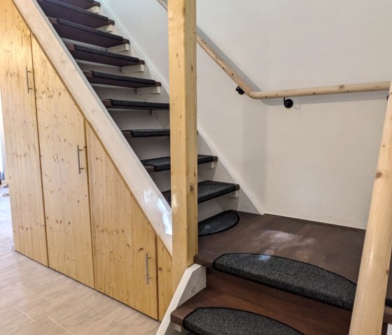 Treppe zum Wohnbereich