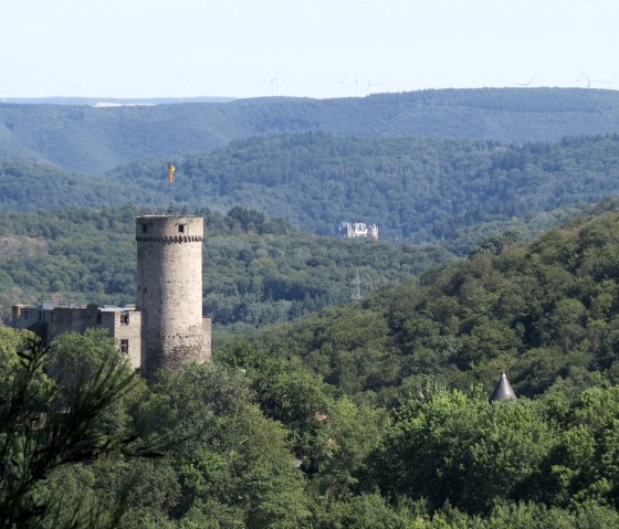 View of Pyrmont Castle and Eltz Castle, © Schieferland Kaisersesch, Linda Bamberg