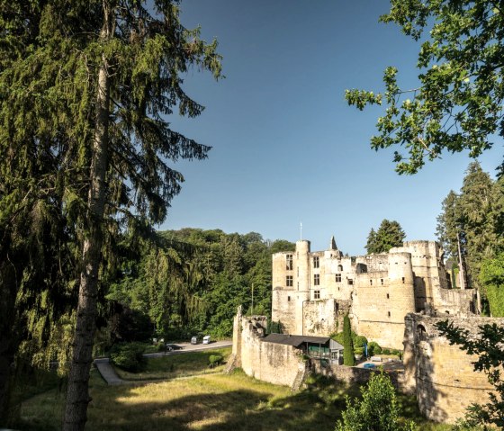 Beaufort Castle ruins on Felsenweg 2, © Eifel Toursimus GmbH, D. Ketz