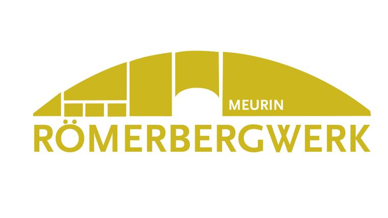 Ein modernes Logo des Römerbergwerks in gelber Farbe. Es zeigt eine stilisierte architektonische Form und den Schriftzug "Meurin Römerbergwerk".
