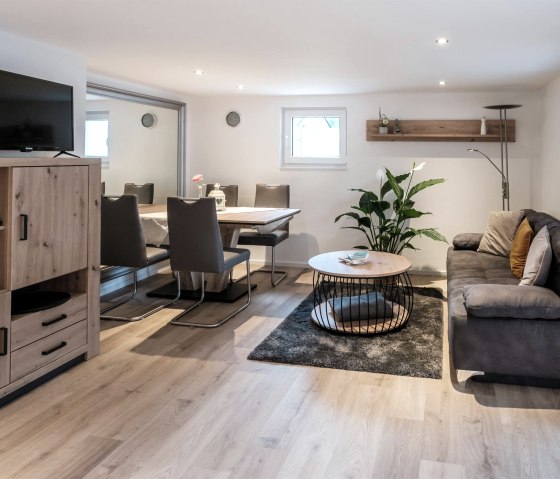 Lovingly furnished living/dining area, © A. Blanke