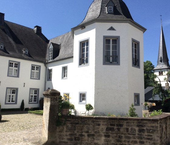 Schloss Wolsfed - Bitburger LandGänge - Denkmal Tour, © Fellmann / TI Bitburger Land