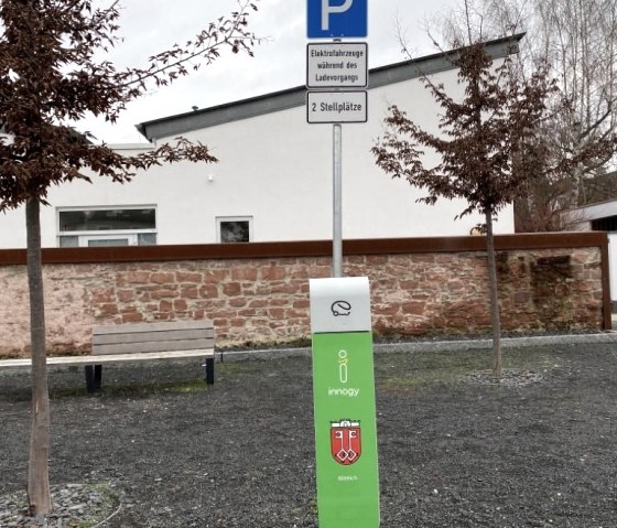 Kostenfreie E-Parkplätze in Stadtnähe, © Celine Junker