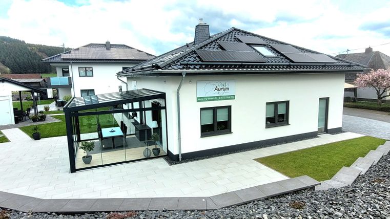 Modern holiday home with two apartments and garden.