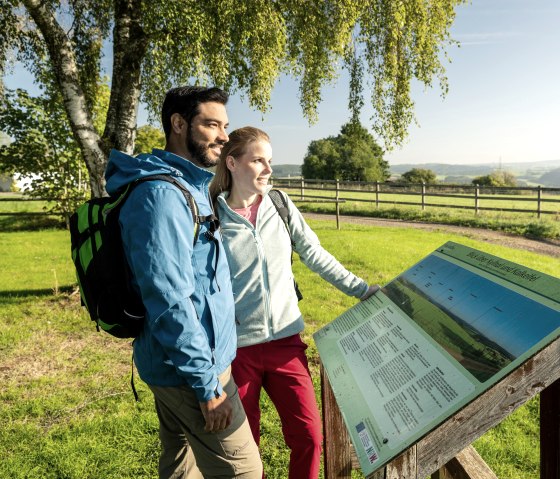 Vue sur l'Eifel à Kronenburg, © Eifel Tourismus, Dominik Ketz