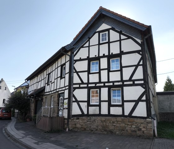 Frontansicht, © Nordeifel Tourismus GmbH & Ferienwohnung Antweiler