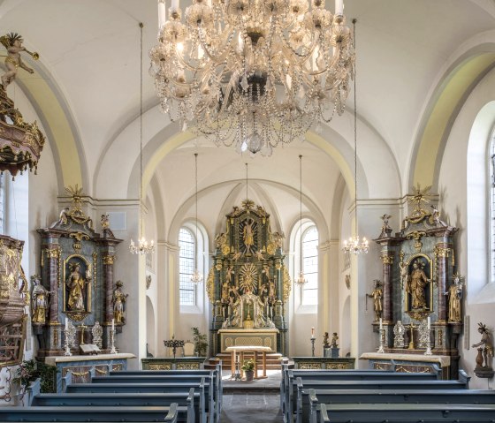 Barokke kerk Saffig binnenaanzicht, © Kappest/Vulkanregion Laacher See