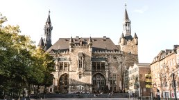 Aken Stadhuis Katschhof.jpg, © Hannah Gatzweiler
