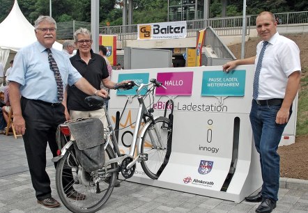 Station de recharge pour vélos électriques, © Tourist-Info Stadtkyll