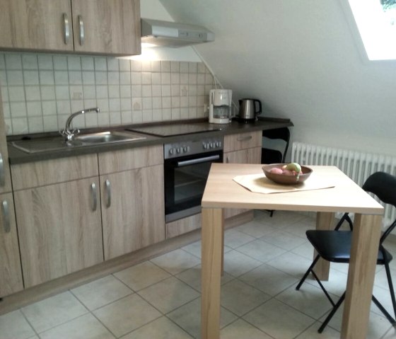 Kitchenette met eethoek