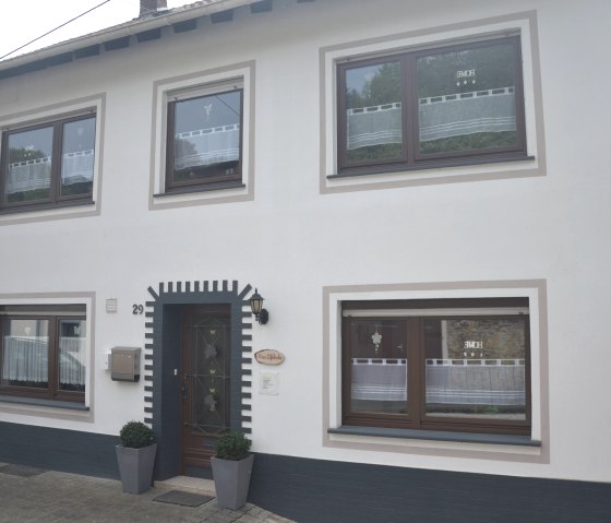 Zijaanzicht van het Eifelruhe-huis
