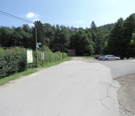 Wandelaars parkeerplaats An der Streng Hammer, © Rursee-Touristik GmbH