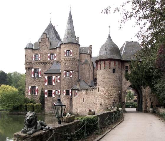 Burg Satzvey, © Nordeifel Tourismus GmbH & Landhaus Bachglück