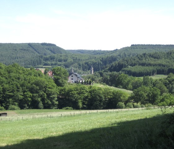Vue de Bruch sur le sentier de l'Eifel, © Eifel Tourismus
