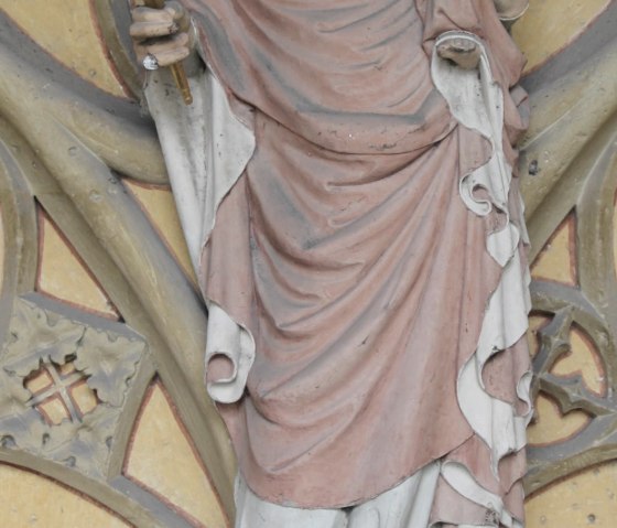 Marienfigur im Paradies