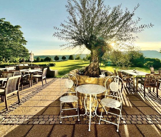 Terrasse, © Roman Graf - Golf Resort Bitburger Land