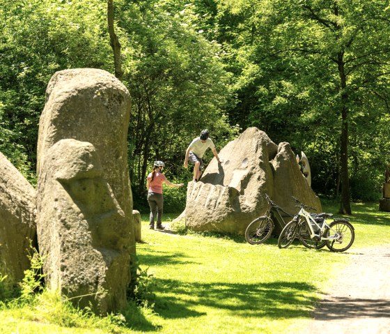 Stenen bank, © Eifel Tourismus GmbH/Dominik Ketz